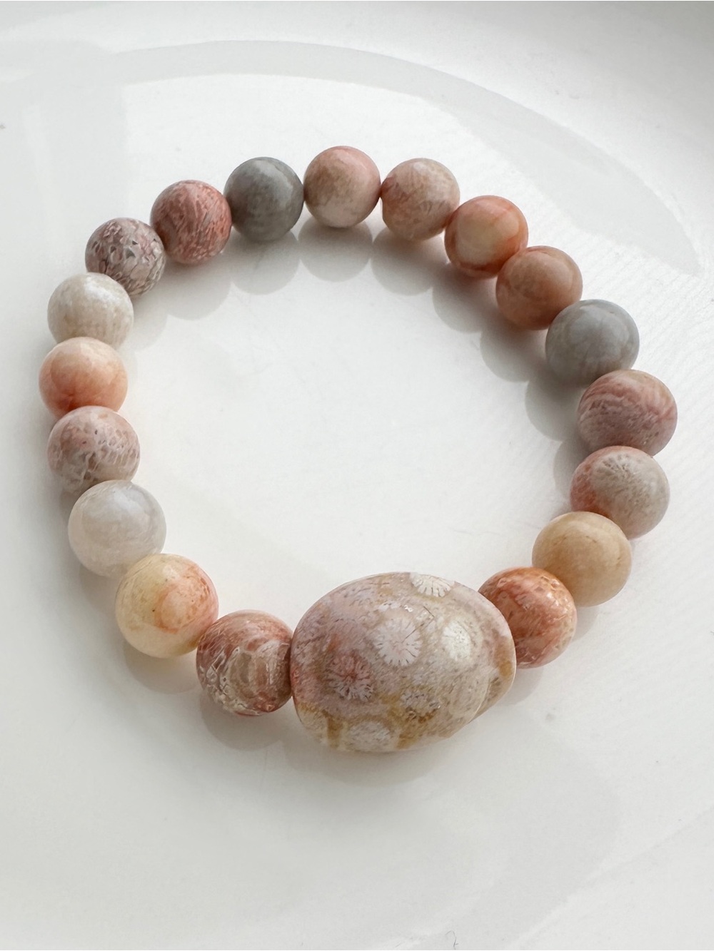 6.5 inch 9.5mm Peach Coral Jade Turtle Bracelet - Picture 2 of 5